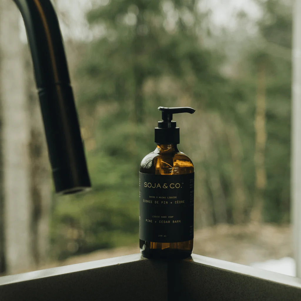 Savon à mains liquide ÉCORCE DE PIN + CEDRE
