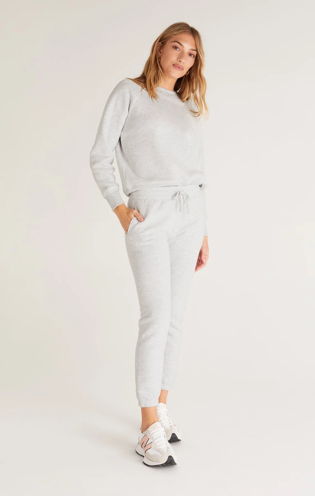 Ensemble jogging de luxe gris