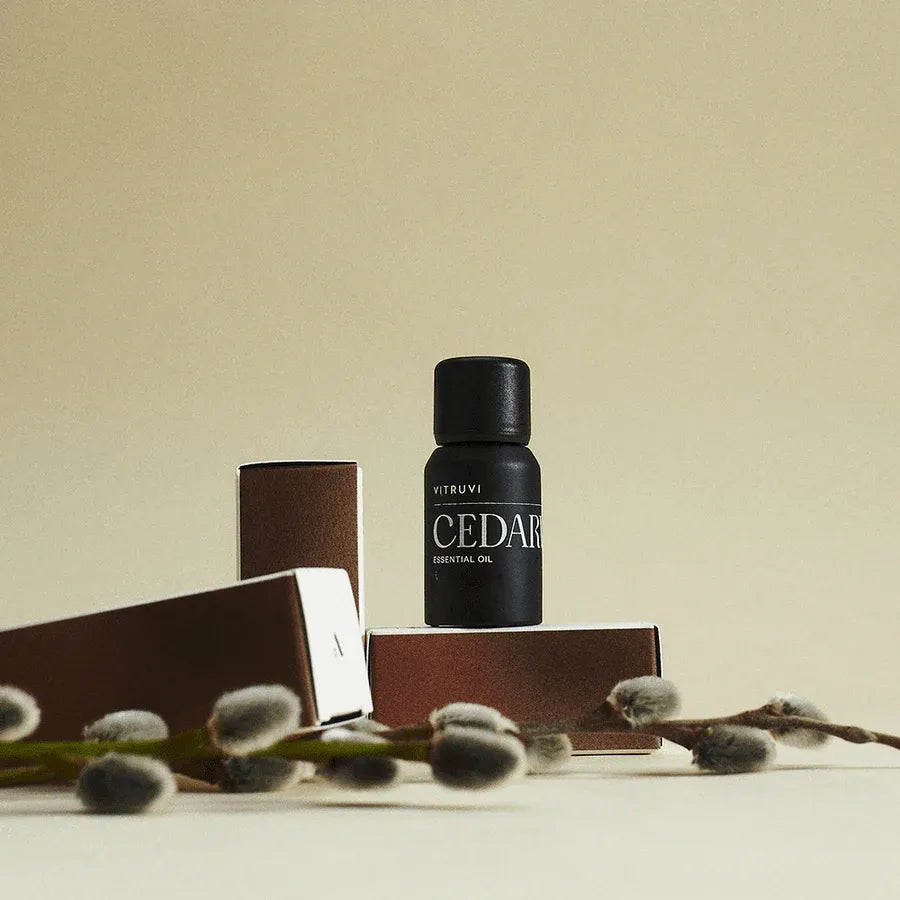 CEDARWOOD essential oil