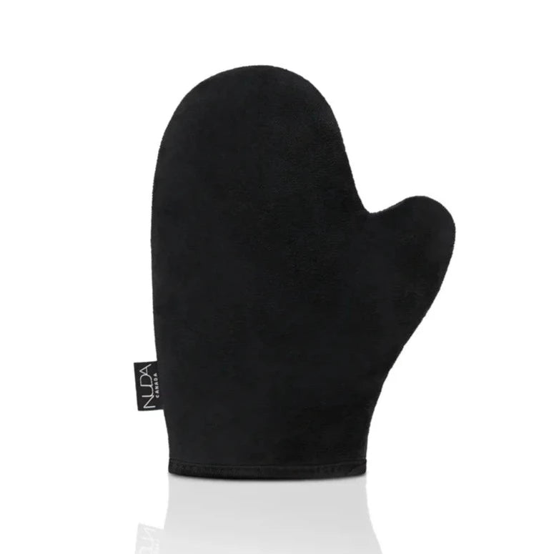 Self-tanning glove