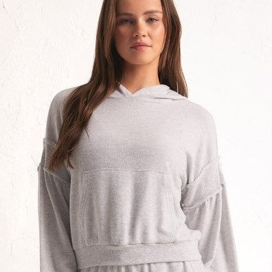 Ensemble short et sweat à capuche CHILLING NIGHT COZY