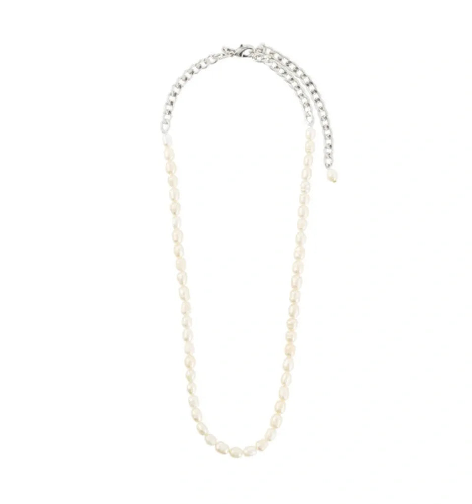 JOLA pearl necklace