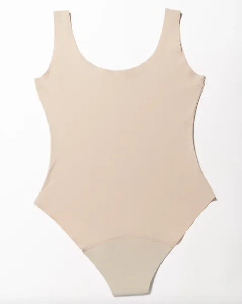 Absorbent seamless bodysuit